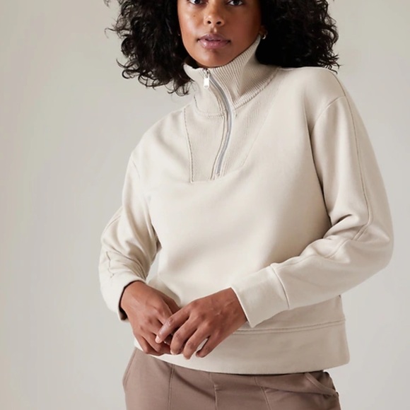 Athleta Sweaters - NWT Athleta Retroplush Revive Half Zip Sweatshirt